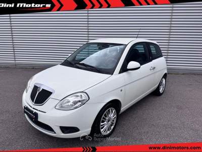 Lancia Ypsilon 1.2 Benzina OK NEOPATENTATI Bianco usata Sant'Angelo in vado