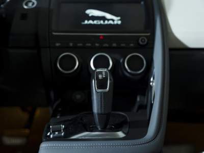 Jaguar E-Pace 2.0D 180 CV AWD aut. S usata Padova