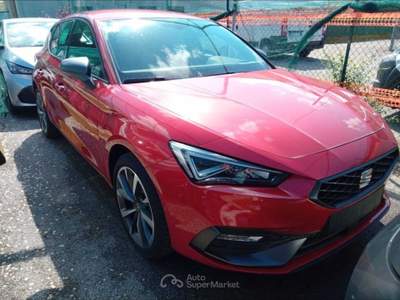 Seat Leon NUOVA    1,4eHYBFR   5P150 ML7A6 MY 24 Rosso usata Castenaso