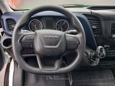 Iveco Daily 35S14HA8V 2.3 HPT Cassonato Hi-Matic Bianco usata Varedo
