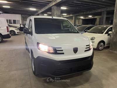 Peugeot Partner BlueHDi 100 S&S L1 Furgone Bianco usata Varedo