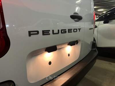 Peugeot Partner BlueHDi 100 S&S L1 Furgone Bianco usata Varedo