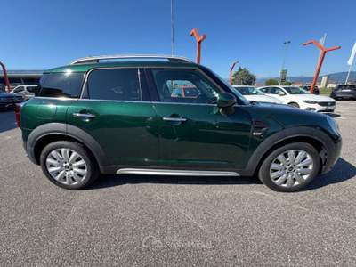 MINI Countryman 2.0 Cooper D Business auto Verde usata Tavagnacco