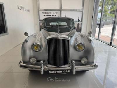 Bentley Continental/Azure  Grigio usata Ripalimosani