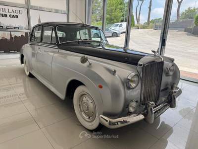 Bentley Continental/Azure  Grigio usata Ripalimosani