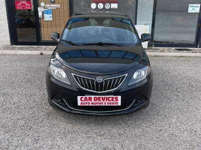 Lancia Ypsilon LANCIA NEW YPSILON 1.0 / BENZINA-IBRIDA Nero usata CUPELLO
