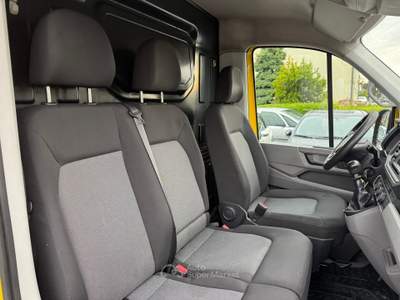 Volkswagen Crafter Neopatentati Giallo usata FIESSO D ARTICO