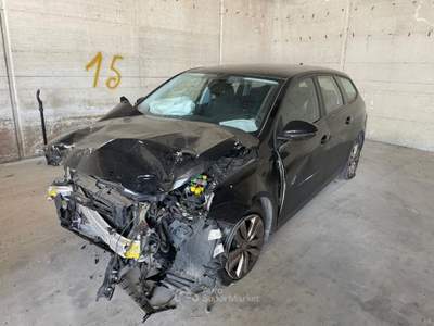 Peugeot 308 130 S&S 2021 SINISTRATA Nero usata Gravina in Puglia