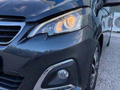 Peugeot 108 Peugeot 108 - 99000 km - NEOPATENTATI Grigio usata CUPELLO