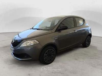 Lancia Ypsilon Lancia Ypsilon 1.0 Firefly 70 Cv Hybrid Oro Grigio usata Taranto
