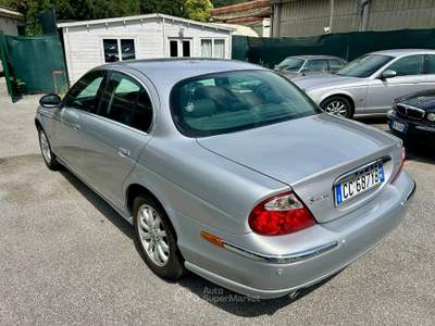 Jaguar S-Type JAGUAR S-TYPE 2.5 V6 Argento usata Roma