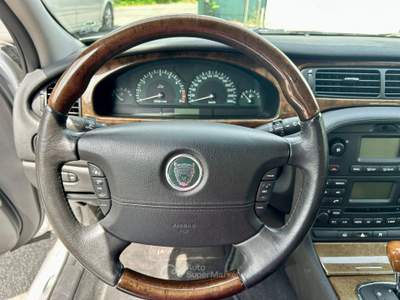 Jaguar S-Type JAGUAR S-TYPE 2.5 V6 Argento usata Roma