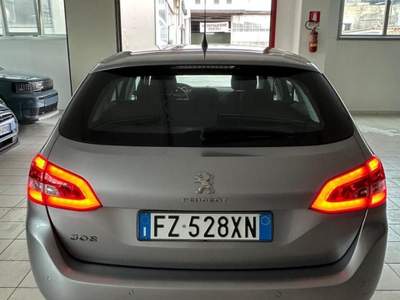 Peugeot 308 308 BlueHDi 130 EAT6 S&S SW Active Argento usata Castellammare di Stabia