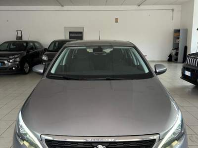 Peugeot 308 308 BlueHDi 130 EAT6 S&S SW Active Argento usata Castellammare di Stabia