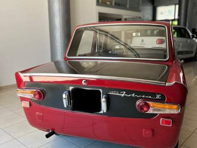 Lancia Fulvia del 1965 TARGHE E LIBRETTO ORIGINALI COMPLETAMENTE RESTAURATAâ€MOTORE,TAPPEZERIA,CARROZERIAâ€ Rosso usata ALTAMURA