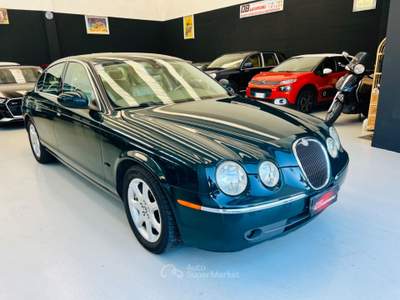 Jaguar S-Type Classic Verde usata Rosta