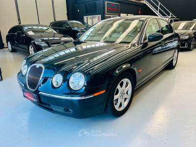 Jaguar S-Type Classic Verde usata Rosta