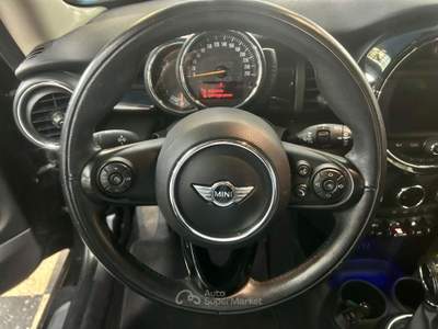 MINI Cooper 1.5 Cooper Hype Automatica Bianco usata Melegnano