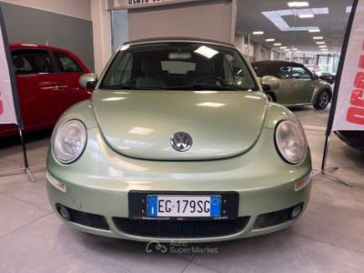 Volkswagen New Beetle Cabrio Verde usata Prato