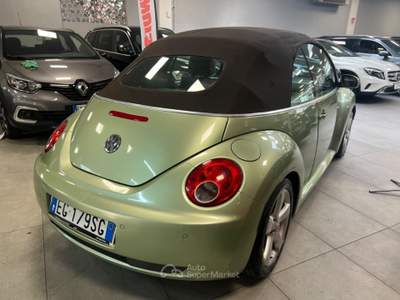 Volkswagen New Beetle Cabrio Verde usata Prato