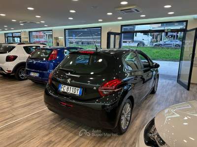 Peugeot 208 5 porte Allure Nero usata Pieve a Nievole