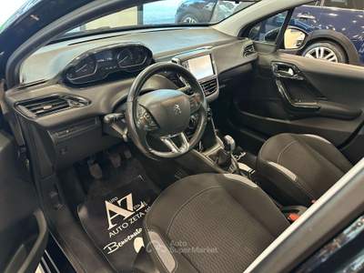 Peugeot 208 5 porte Allure Nero usata Pieve a Nievole