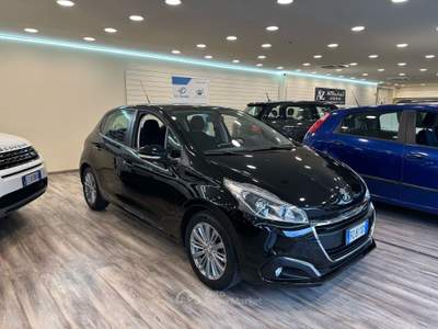 Peugeot 208 5 porte Allure Nero usata Pieve a Nievole