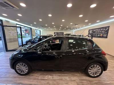 Peugeot 208 5 porte Allure Nero usata Pieve a Nievole
