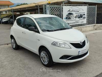 Lancia Ypsilon  0.9 T.Air 80 CV 5p. Met.Ec. Pla. Bianco usata Saviano