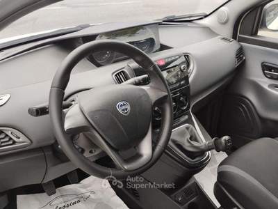 Lancia Ypsilon  0.9 T.Air 80 CV 5p. Met.Ec. Pla. Bianco usata Saviano