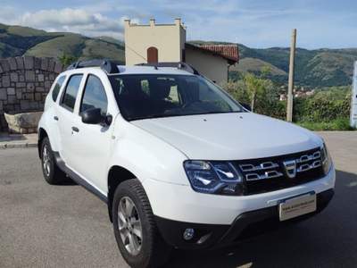 Dacia Duster 1.5 dCi 90CV Start&Stop 4x2 Ambiance Bianco usata San Gregorio Magno