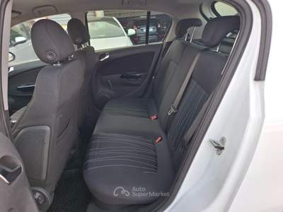 Opel Corsa (EURO 4) BICOLORE Bianco usata ANDRIA