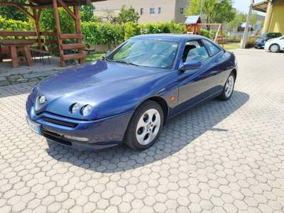 Alfa Romeo Alfetta GT/GTV 2.0 ts 16v L Blu/Azzurro usata Cigognola