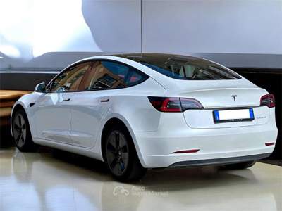 Tesla Model 3 Standard Range Plus RWD Bianco usata Torino
