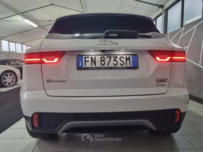 Jaguar E-Pace AWD R-Dynamic S Bianco usata larciano