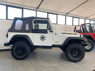 Jeep Wrangler cat Hard top (EU) usata larciano