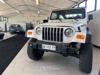 Jeep Wrangler cat Hard top (EU) usata larciano