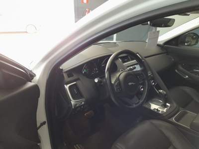 Jaguar E-Pace 2.0D 180 CV AWD aut. S Bianco usata Scarperia e San Piero