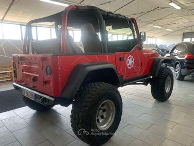 Jeep Wrangler Meccanica con Volumetrico Rosso usata larciano