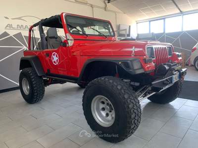 Jeep Wrangler Meccanica con Volumetrico Rosso usata larciano