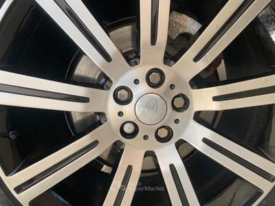 Land Rover Range Rover Vogue usata larciano