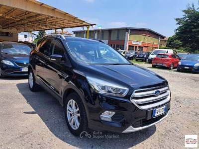 Ford Kuga  1.5 tdci Titanium s&s 2wd 120cv my18 Nero usata Borgo Ticino