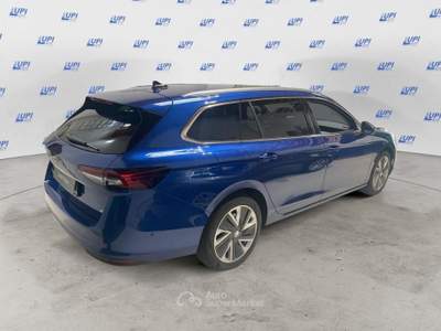 Skoda Superb Superb 2.0 TDI DSG Wagon Style Blu/Azzurro usata Pistoia