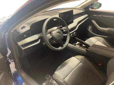 Skoda Superb Superb 2.0 TDI DSG Wagon Style Blu/Azzurro usata Pistoia