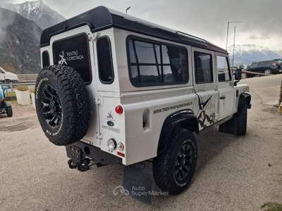 Land Rover Defender 110 2.2 TD4 Station Wagon N1 Bianco usata Levico Terme