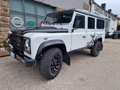 Land Rover Defender 110 2.2 TD4 Station Wagon N1 Bianco usata Levico Terme