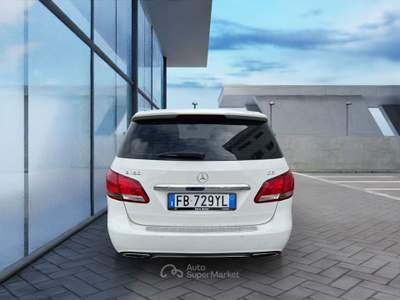 Mercedes-Benz Classe B B 180 d Sport Bianco usata Rende