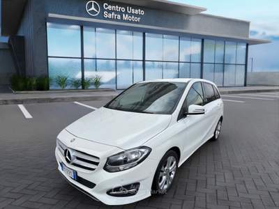 Mercedes-Benz Classe B B 180 d Sport Bianco usata Rende