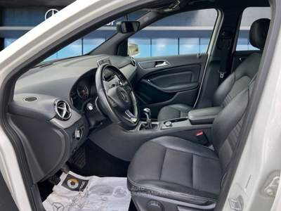 Mercedes-Benz Classe B B 180 d Sport Bianco usata Rende