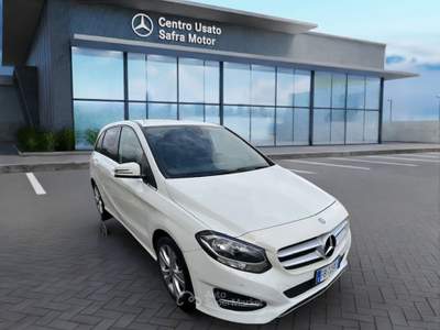Mercedes-Benz Classe B B 180 d Sport Bianco usata Rende